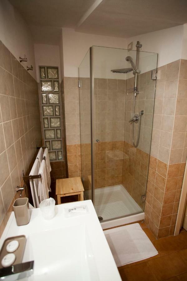 Hotel Helios Asyż Zewnętrze zdjęcie